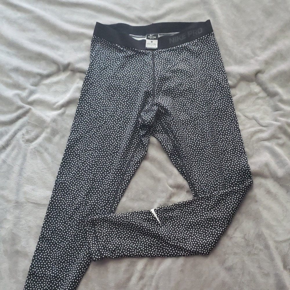 Nike Pro leggings